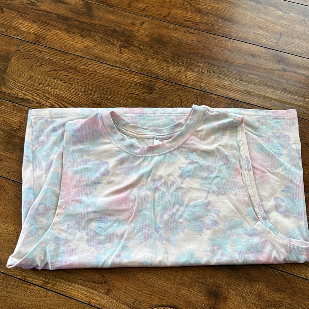 Fabletics Tank - Picture 3 of 3